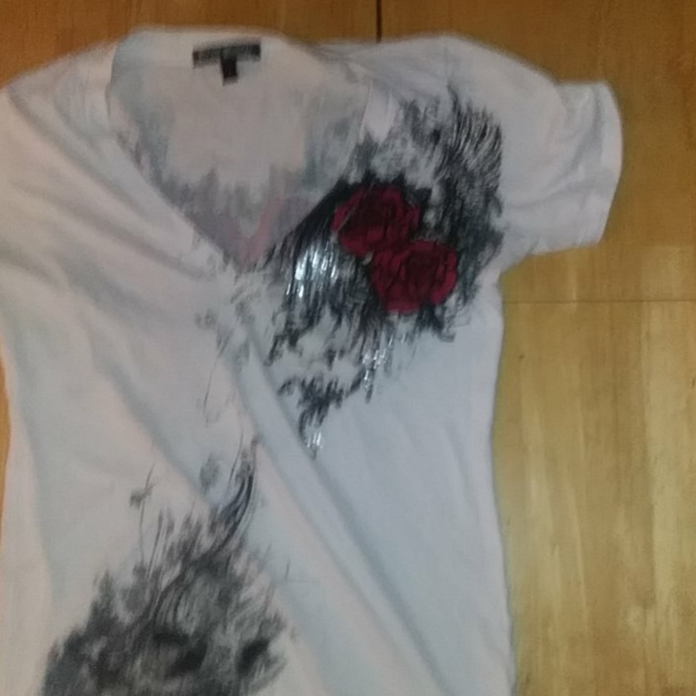 Rose T-shirt